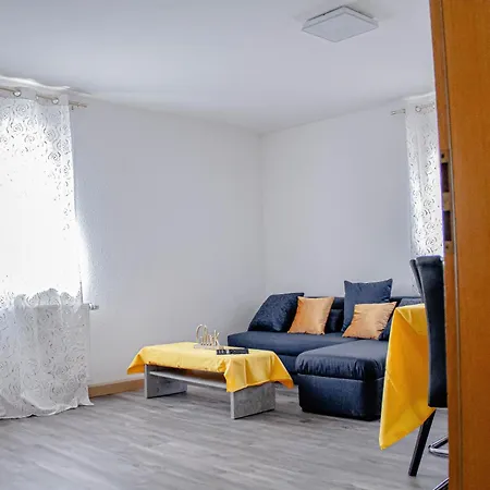 F&f - 3 Zimmer Og Schickes - Zentral Mit Kostenfreien Privatparkplaetzen Und Wlan * Ilsfeld